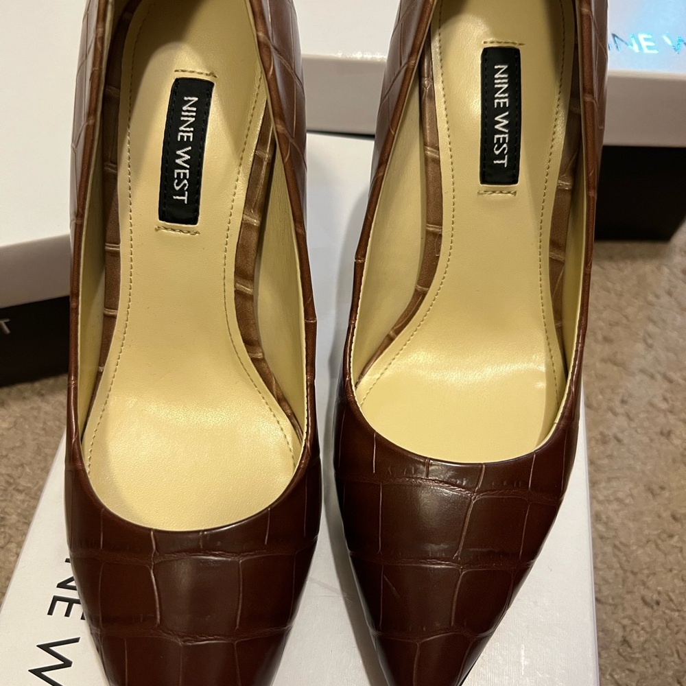 Nine West Brown Croc-Embossed Heels